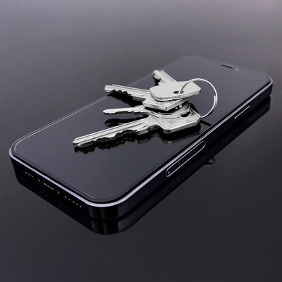 Wozinsky super wytrzymałe szkło hartowane Full Glue na cały ekran z ramką Case Friendly iPhone 16e / 14 / 13 Pro / iPhone 13 czarny