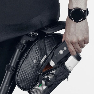 Rockbros C7-1 wasserdichte Fahrradtasche mit Sattelbefestigung 1,5l - Schwarz